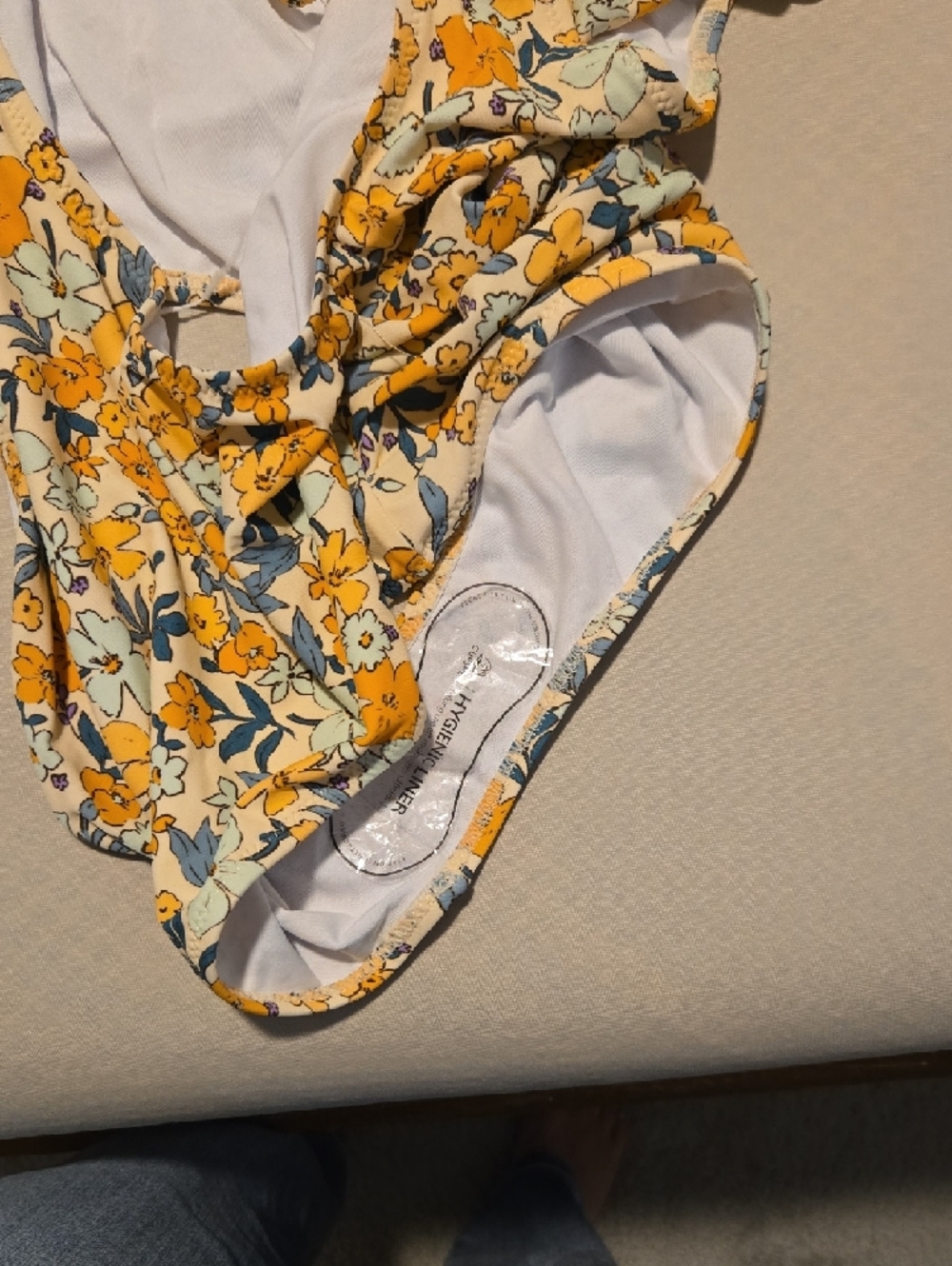 Cupshe Yellow Floral Ruffle One-Piece Swimsuit - Picture 6 of 6